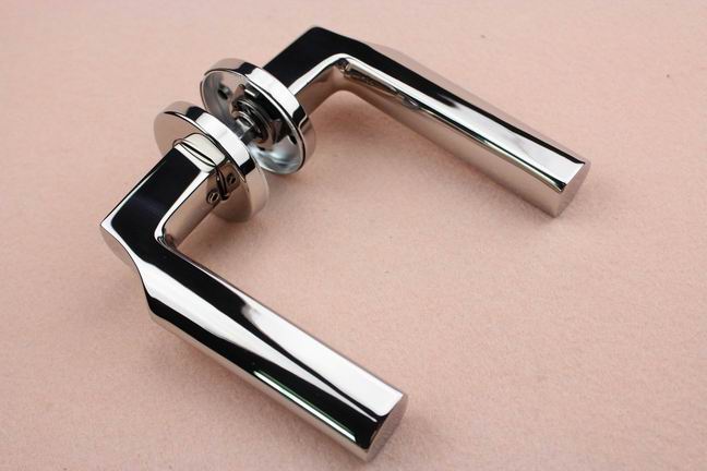 Made in China sliding door bolt lock,door lock handle