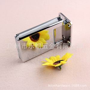 Partition door glass clamp